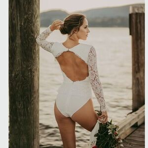Laurie Brown Lace Bridal Bodysuit – Size 10 Tall – Never Worn